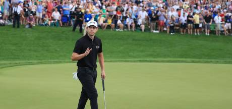 Golfer Cantlay profiteert van dramatische aftocht Rahm en wint ruim 1 miljoen euro