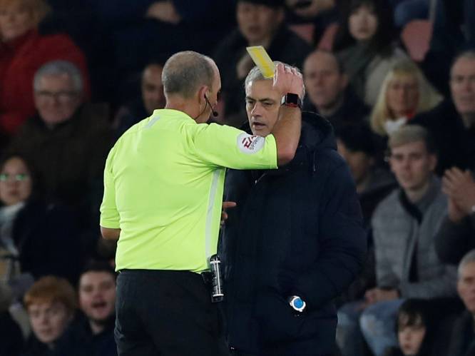 Mourinho zorgt voor ophef in verlies tegen Southampton: “Terecht geel, want ik was grof. Maar dan wel tegen een idioot”