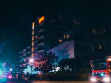 Flatgebouw in Enschede geëvacueerd na brand op negende etage