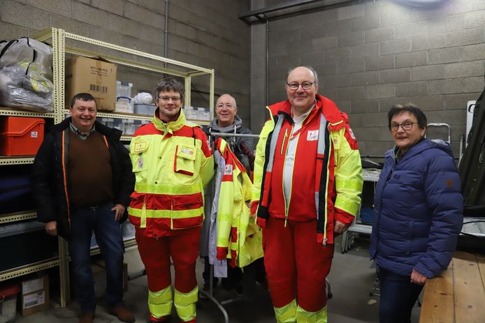 Rode Kruis Lennik-Gooik neemt intrek in oude brandweerkazerne.