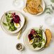 Voorgerecht kerst: haring in het groen met toast & bietjes