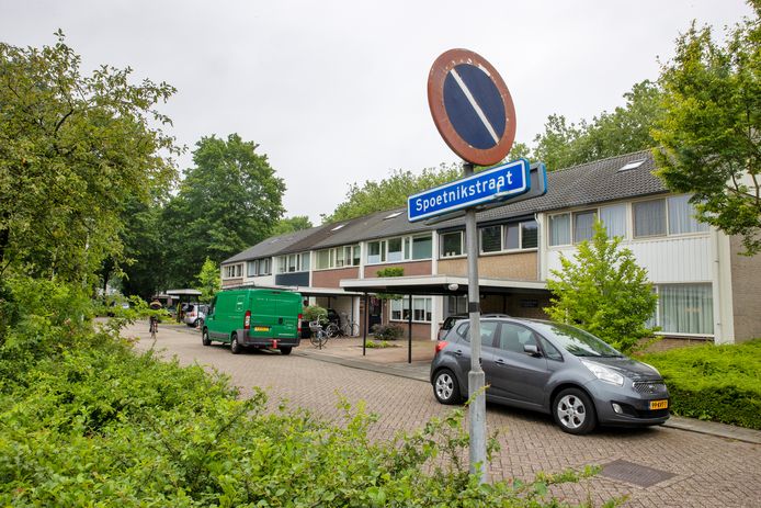 De Spoetnikstraat  in Helmond-Noord.