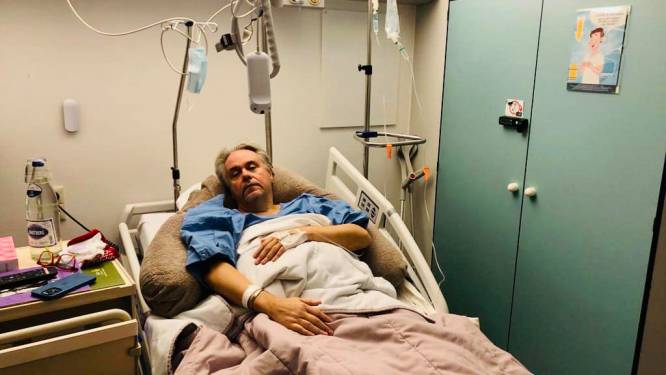 Oud-schepen Philip Heylen in ziekenhuis na zware val op Antwerpse Zuid: “Schandalig hoe openbaar domein erbij ligt”