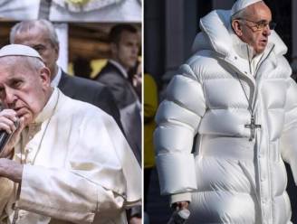Paus in opvallende witte “rapperjas” gaat viraal, maar is de foto wel echt?