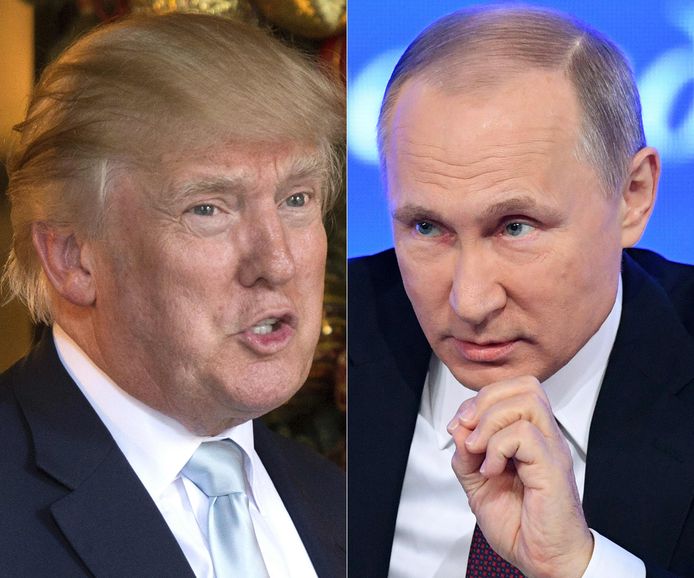 De Russische president Vladimir Poetin (r.) wil een verklaring van Trump waarom de Amerikanen zich willen terugtrekken uit het ontwapeningsverdrag.