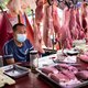 Wasbeerhonden, eekhoorns, zelfs krokodillen. Opeens blijkt er veel meer wildhandel in Wuhan dan bekend toen corona er uitbrak