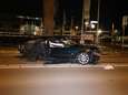 Automobilist richt ravage aan op Goirleseweg in Tilburg; drie gewonden