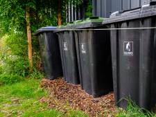 Tholen gaat inwoners financieel prikkelen in de strijd voor minder restafval: ‘Betalen per leging’