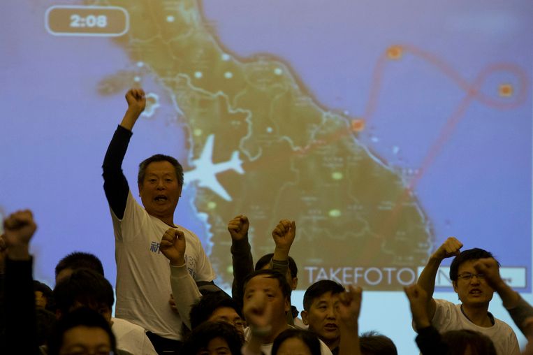 22 Maart dit jaar: familieleden van passagiers van de verdwenen vlucht MH370 eisen antwoorden van de Maleisische regering. Beeld ap