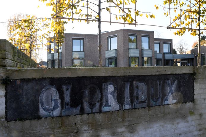 Het voormalige broederhuis Glorieux in Dongen waar honderd Oost-Europese arbeidsmigranten gehuisvest worden.