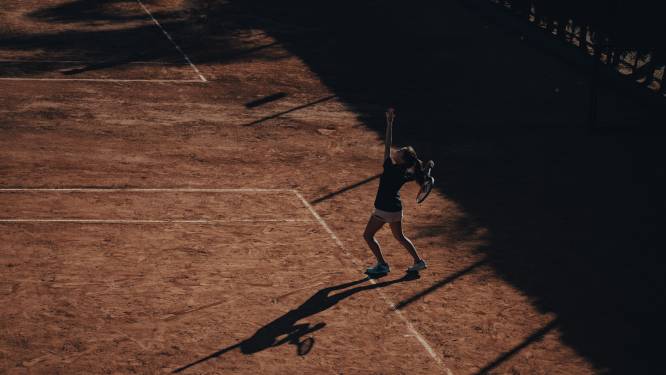 Jonge tennistalenten gezocht voor nieuwe film van Leonardo Van Dijl 
