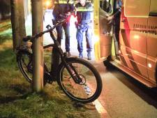E-biker gewond aangetroffen op autoweg in Amersfoort en met spoed naar ziekenhuis gebracht