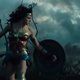 'Wonder Woman': Gal Gadot hakt en steekt erop los (trailer)