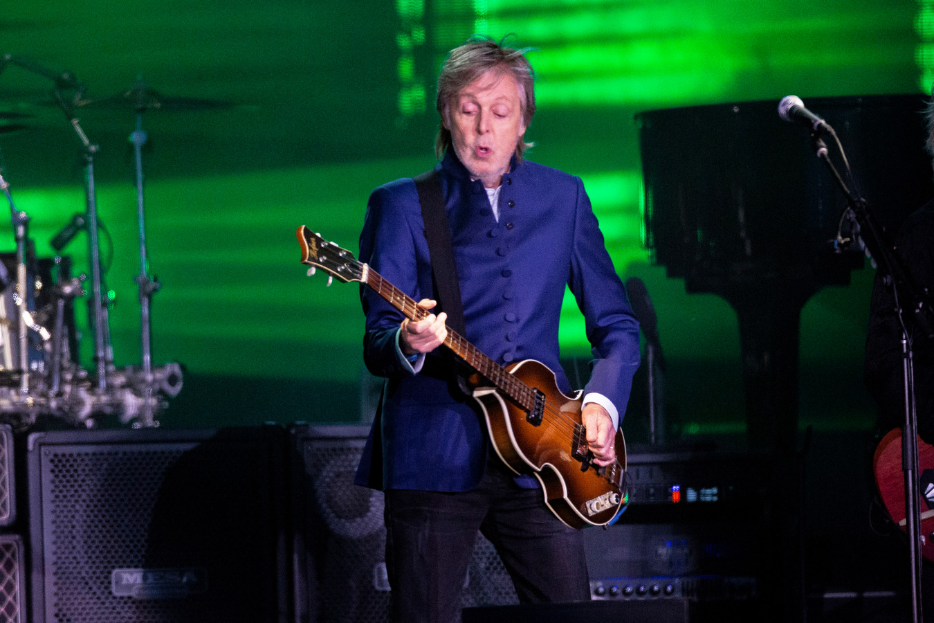 Paul McCartney schrijft historie als oudste headliner ooit op Britse