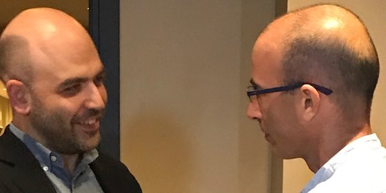 Roberto Saviano sprak met Yuval Noah Harari: ‘Het tijdperk van Europese dominantie is ten einde’