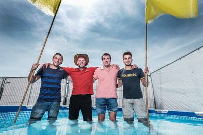 Feesten zonder de grote namen op DKL-party, het ‘grootste weidefeest van Nederland’