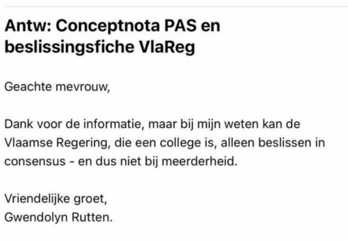 De mail van Vlaams Parlementslid Gwendolyn Rutten (Open Vld) waarin ze zich verzet tegen de manier van werken