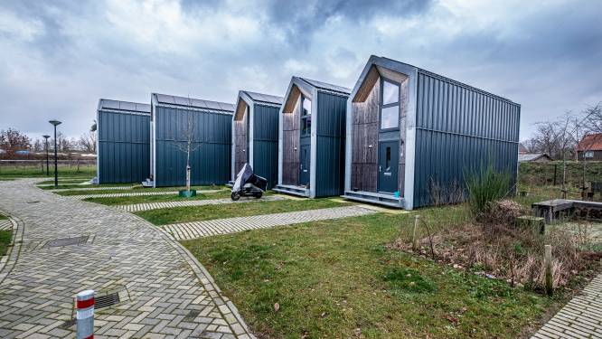 Dure riolering zet streep door tiny houses in Dalfsen: ‘Ik gun bewoners meer dan een dixi’