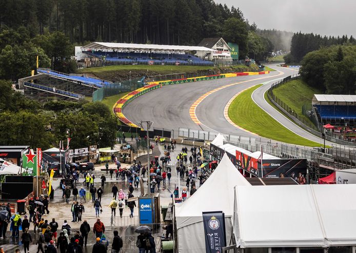De iconische Raidillon-bocht op het circuit van Spa-Francorchamps.