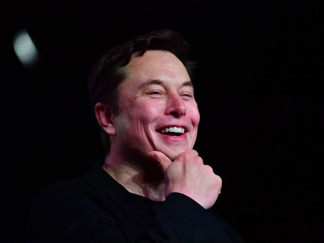 Twitter-werknemers mogen niets lossen over deal, maar Elon Musk tweet meme over debacle