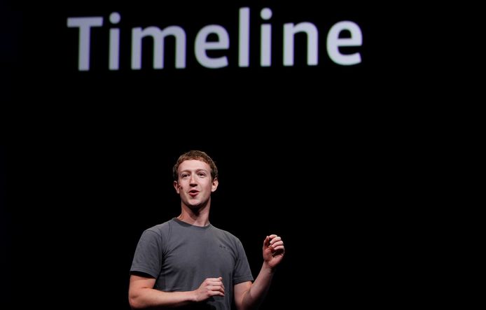 Facebook CEO Mark Zuckerberg. Facebookgebruikers krijgen straks meer nieuws uit hun woonplaats en hun omgeving in hun tijdlijn te zien.