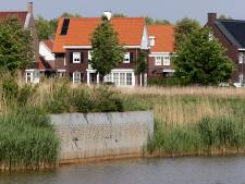 Lege nesten in speciale wanden in Helmond en Eindhoven: veel oeverzwaluwen hebben nog geen trek