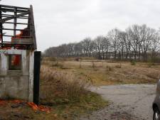 Grensruzie suddert door: inwoners Veeneind blijven van Rhenen