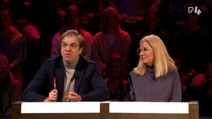 Jan Jaap Van der Wal en Barbara Sarafian zetelen vanavond in de jury van 'De Slimste Mens Ter Wereld'.