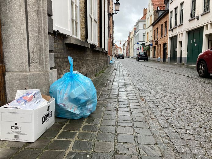 Mogelijk zal afval zich op straat opstapelen.