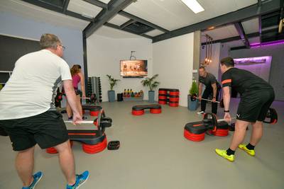 Workouts in Nunspeet tijdens WK-duels Oranje: ‘Mensen gaan dood voor ons plezier, werk je daaraan me