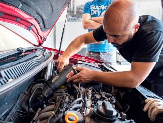 Repareren met gebruikte auto-onderdelen scheelt veel geld: '120 in plaats van 2000 euro’