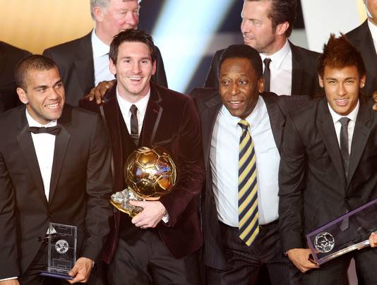 A young Neymar alongside Pelé and Messi in 2011