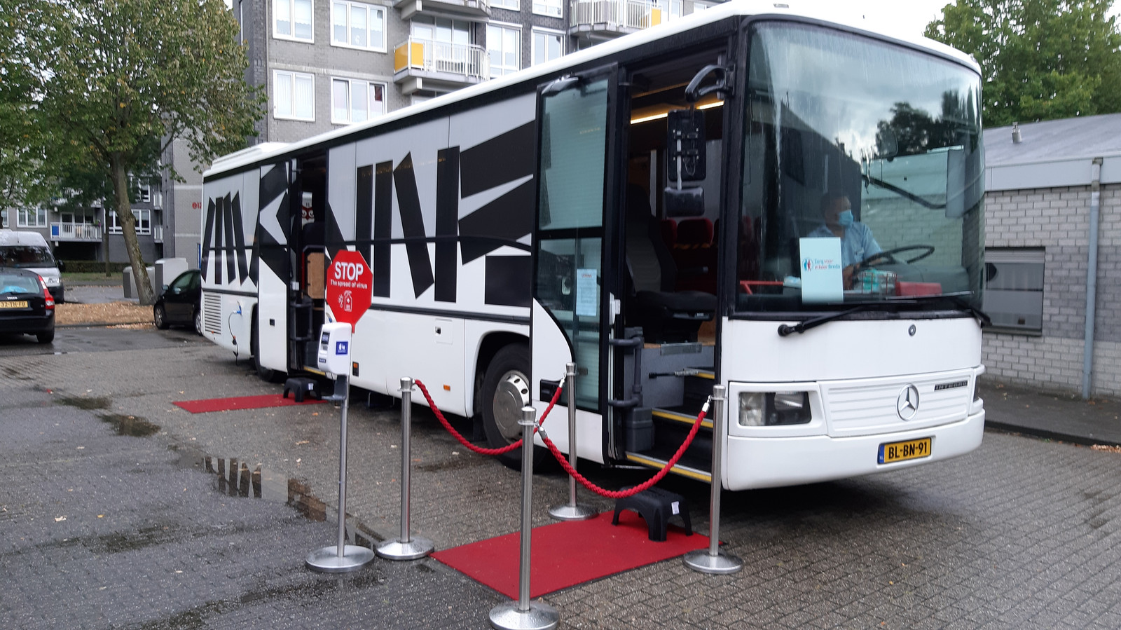 De Inspiratiebus in Breda, met jongste snufjes aan techniek in de wereld van de senioren.