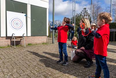 Met pijl en boog wordt de volgende generatie warm gemaakt voor Gilde St. Lambertus