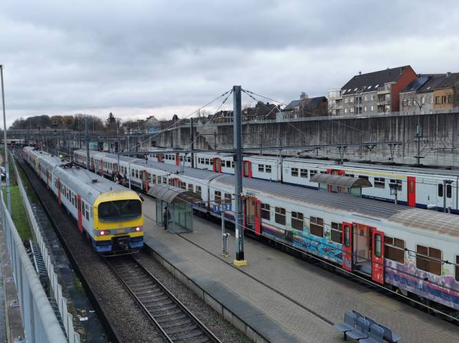 Onverbeterlijke fietsendief ontkent alles, ondanks bewijs van camerabeelden: “Rugzak met slijpschijf was niet van mij”