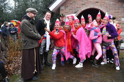 Een worst voor de Heilige Clara of een borst van de Heilige Clara?