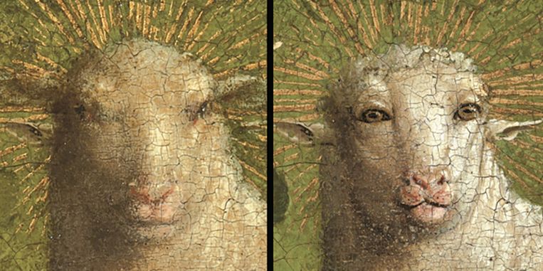 Het lam op Het Lam Gods voor (links) en na de restauratie (rechts). Beeld 