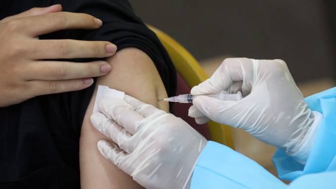 La France va lever l’obligation de vaccination des soignants contre le Covid-19