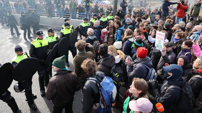 Extinction Rebellion wil weer A12 bezetten, Den Haag gaat ‘het niet tolereren’