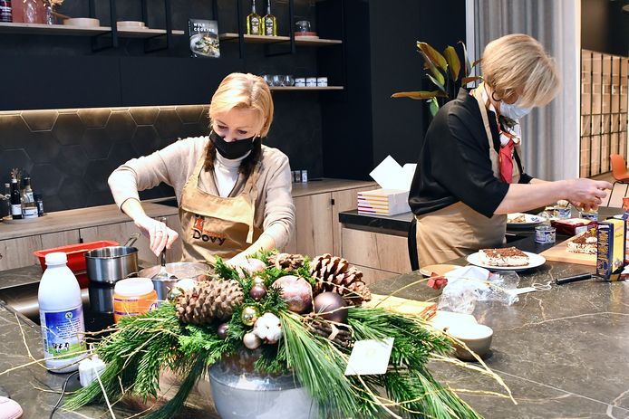 Soroptimist Roeselare-Roslar bezorgt vzw Onze Kinderen een warme kerst