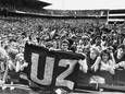 Toen de Kuip nog een poptempel was: de Ierse band U2 trekt in 1987 een vol stadion.