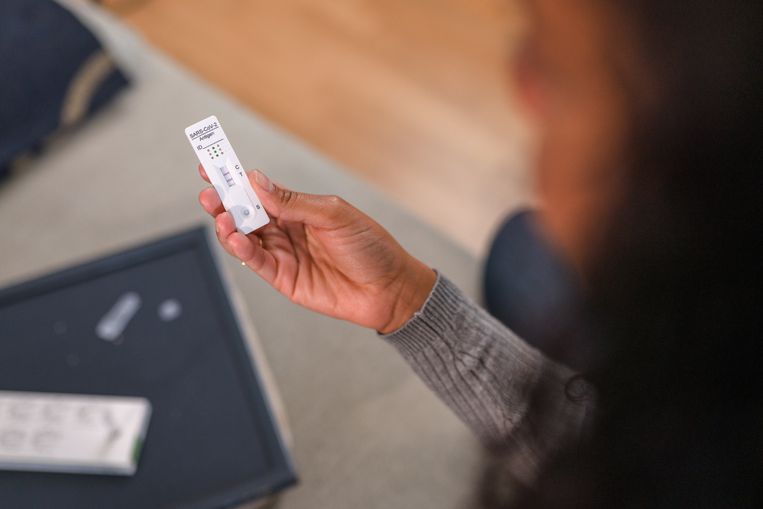 Niet naar GGD na positieve zelftest Beeld Getty Images