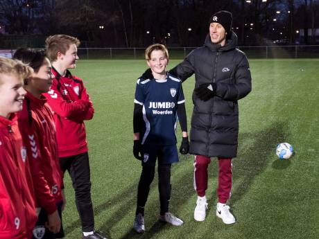 Nut en noodzaak van voetbalscholen betwijfeld: ‘Het woord heeft een negatieve lading gekregen’