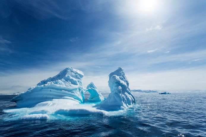 Het smelten van de ijsplaten betekent dat de zeespiegelstijging wel eens groter zou kunnen zijn dan voorheen werd aangenomen.
