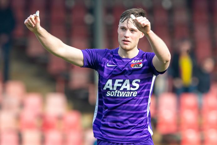 Sam Beukema in het shirt van AZ. Zondag krijgt hij een officieel afscheid bij GA Eagles, de club die hij afgelopen seizoen mede aan promotie naar de eredivisie hielp.