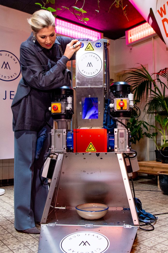 Queen Maxima lors d'une visite de travail chez MUD Jeans à Laren.