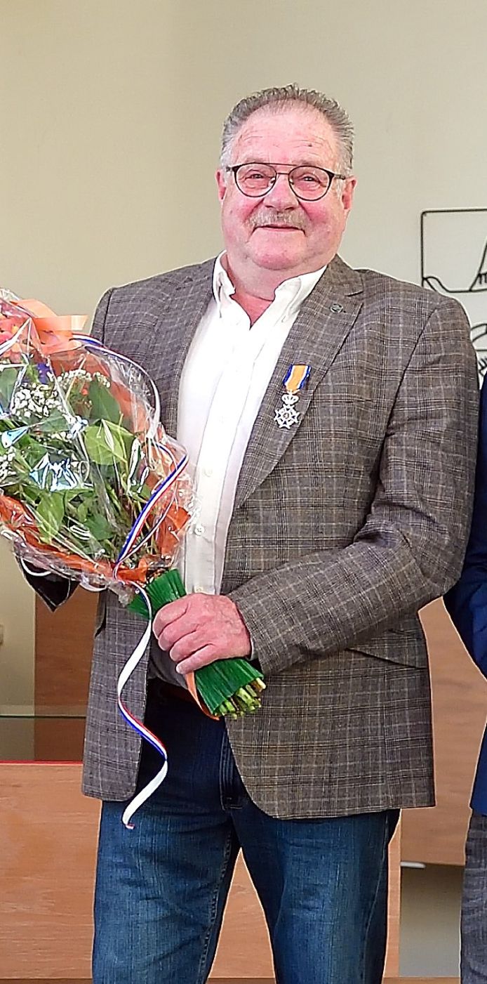 Ad van den Bemt