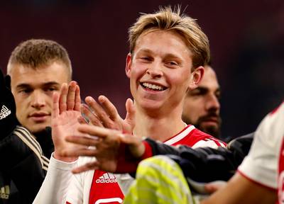 Ook in de supermarkt wordt nu gelet op Frenkie de Jong