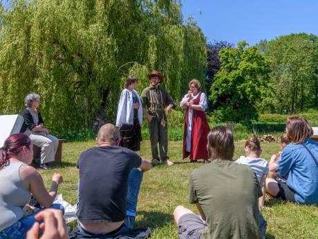 Terug naar 1720 met de bende van de Witte Veer: ‘Weer eens iets anders dan de doorsnee braderie’