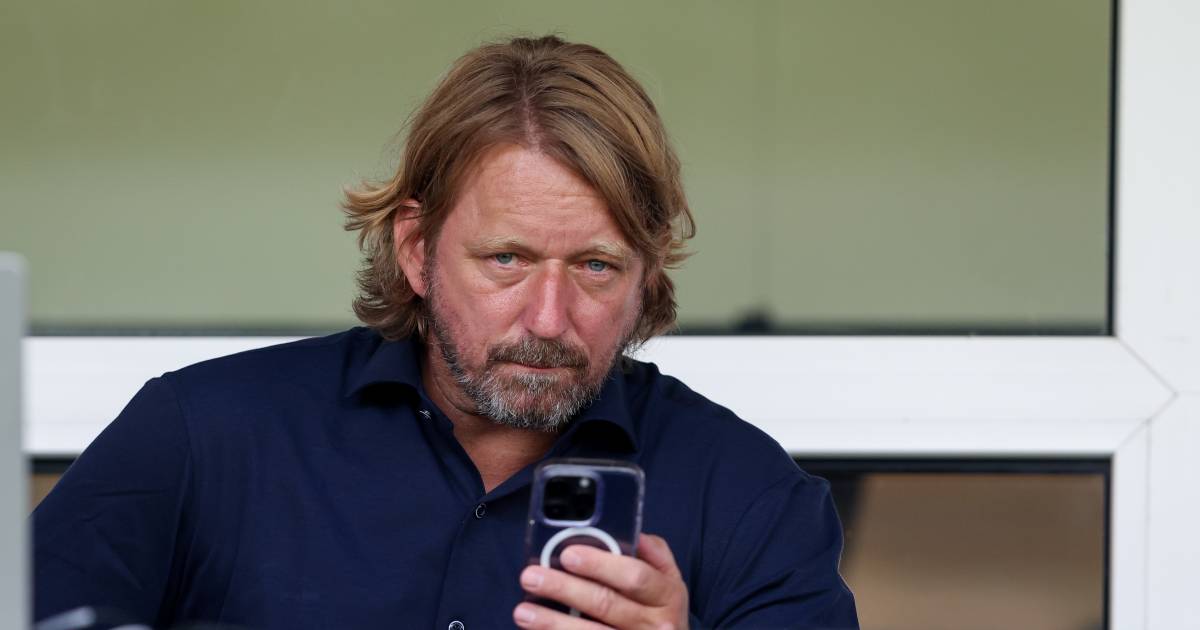 Il direttore dell’Investors Club sostiene che molti trasferimenti dell’Ajax sono sospetti: ‘L’accordo con Sousa è la punta dell’iceberg’ |  Calcio olandese